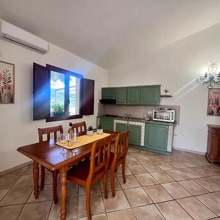 Gli Antichi Olivastri Casa Rosmarino Apartment
