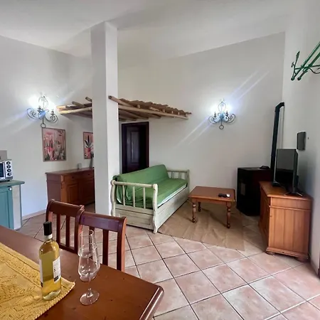 Gli Antichi Olivastri Casa Rosmarino Apartment Olbia